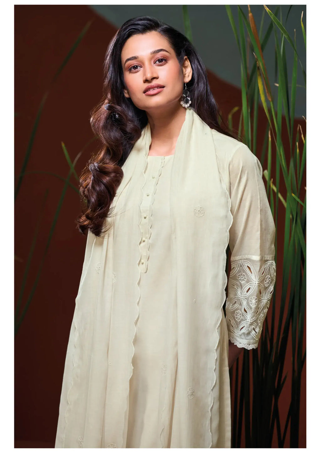 Pure Mul Suit with Embroidery, Hand Work, Cut Work & Embroidery Lace