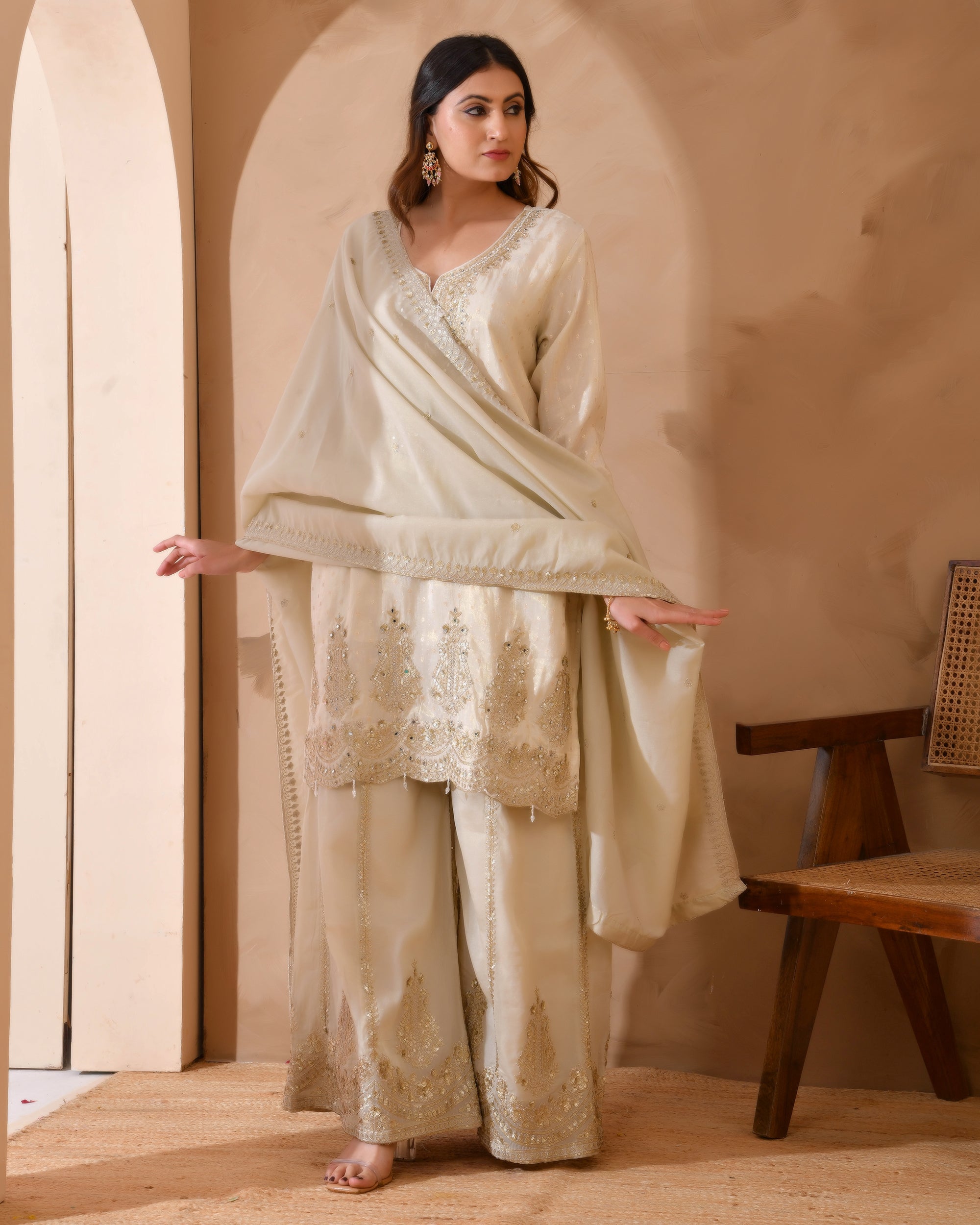 Pure viscose jacquard silk suit with full heavy embroidery