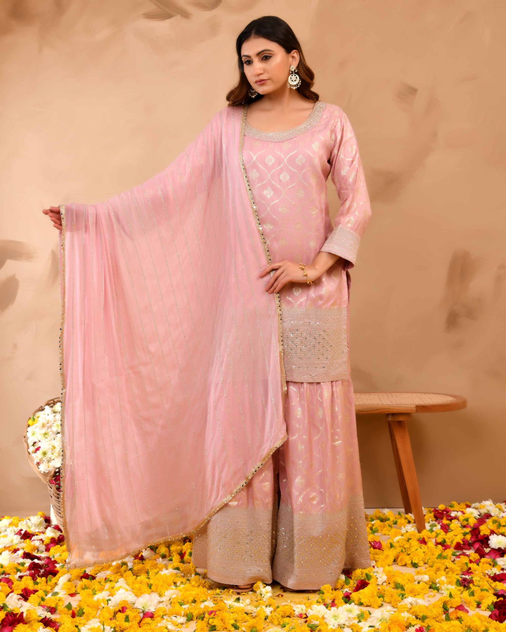 Fully embroidered heavy-look jacquard silk suit