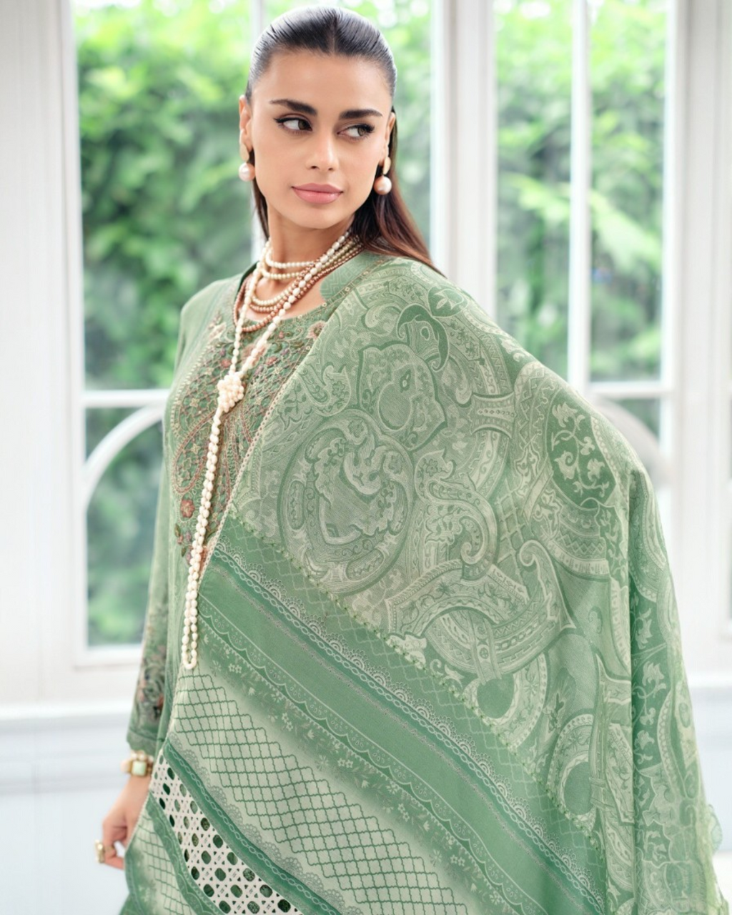 Viscose Muslin Suit Digital Print with Embroidered Neckline & 3D Patchwork